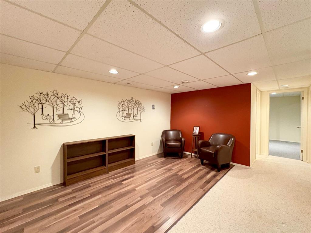 Photo 9 of 26 6645 Roblin Boulevard, Winnipeg MB