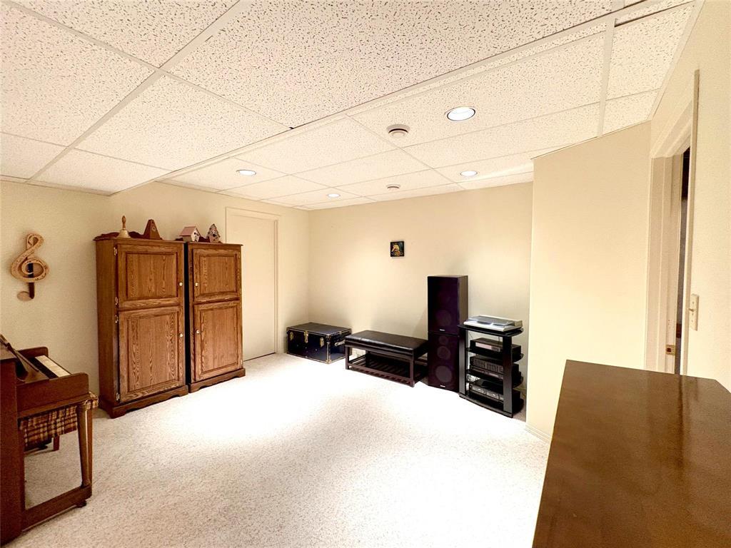Photo 15 of 26 6645 Roblin Boulevard, Winnipeg MB