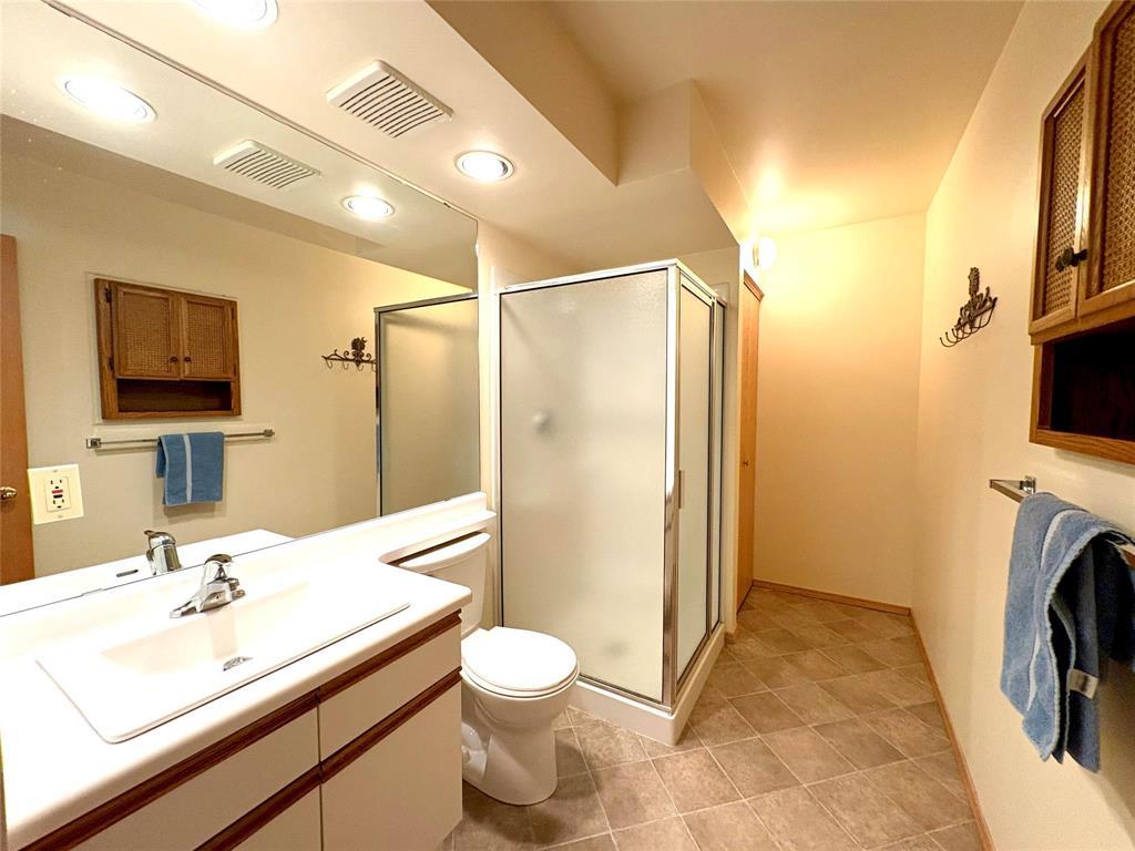 Photo 16 of 26 6645 Roblin Boulevard, Winnipeg MB