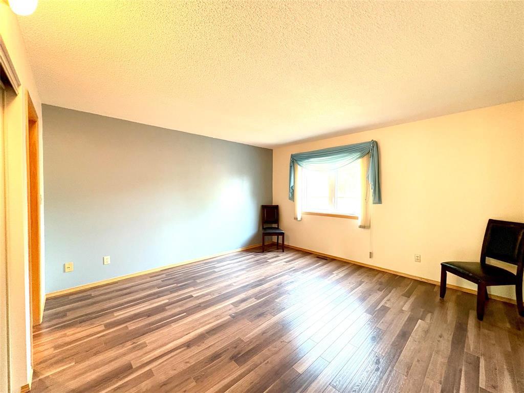 Photo 4 of 26 6645 Roblin Boulevard, Winnipeg MB