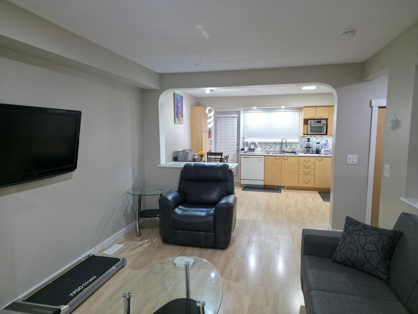 Photo 5 of 7 12778 66 Avenue, Surrey BC