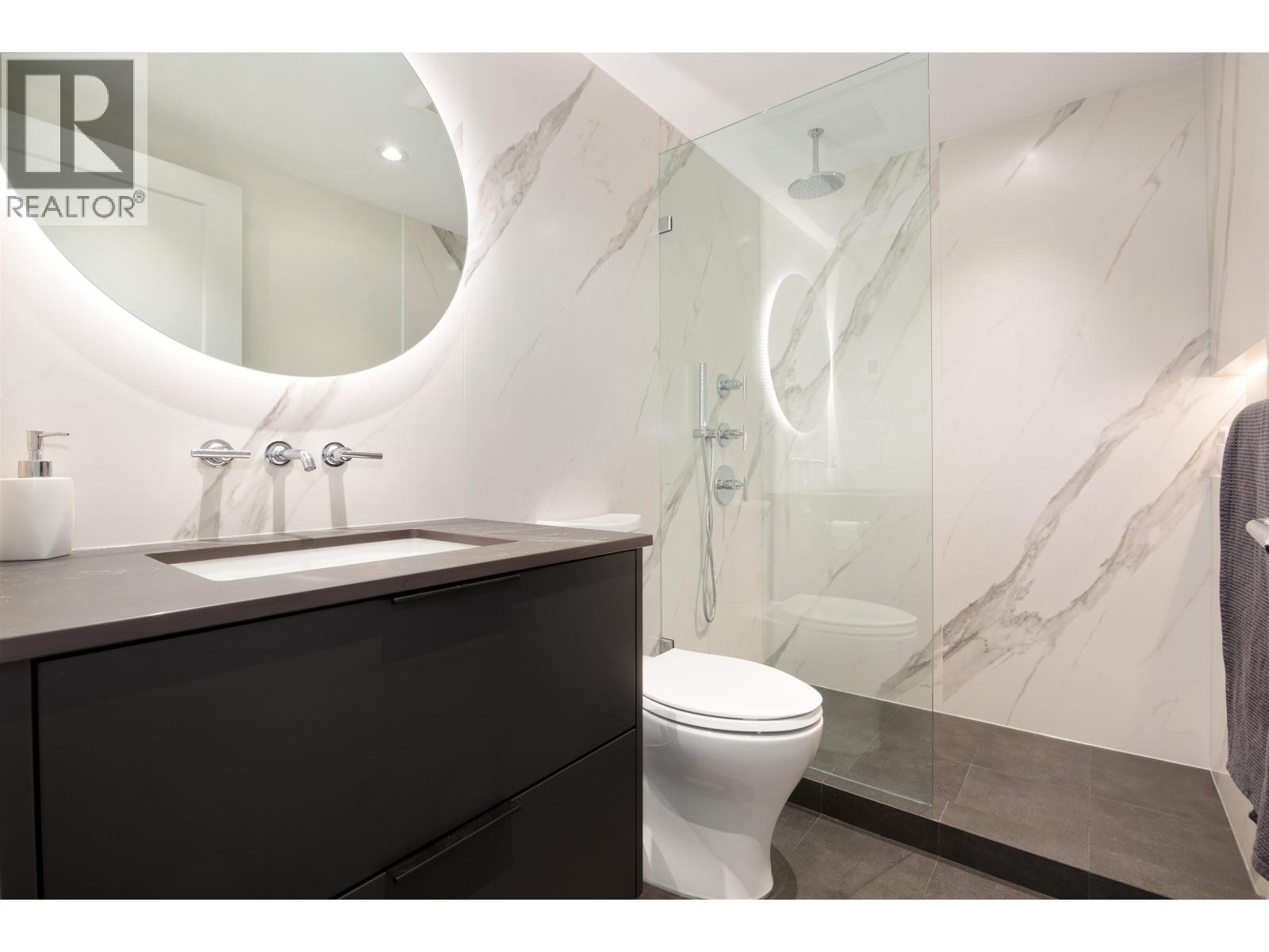 Photo 12 of 1001 717 Jervis Street, Vancouver BC