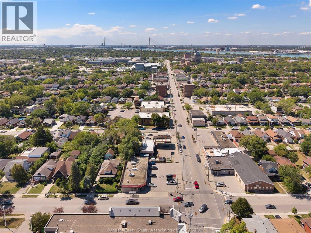 Photo 29 of 1705 Wyandotte Street West, Windsor ON