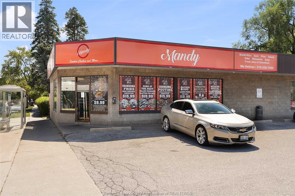 Photo 4 of 1705 Wyandotte Street West, Windsor ON