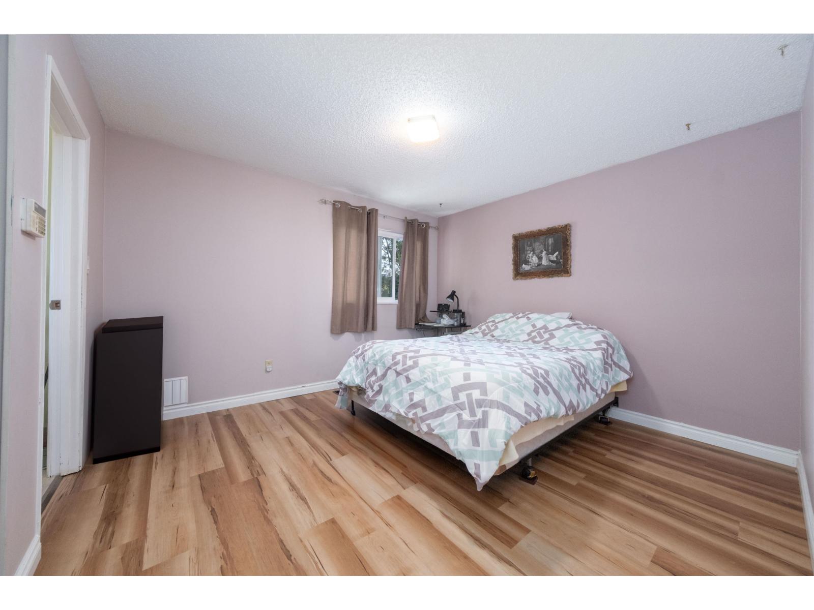 Photo 1 of 11436 Royal Crescent, Surrey BC