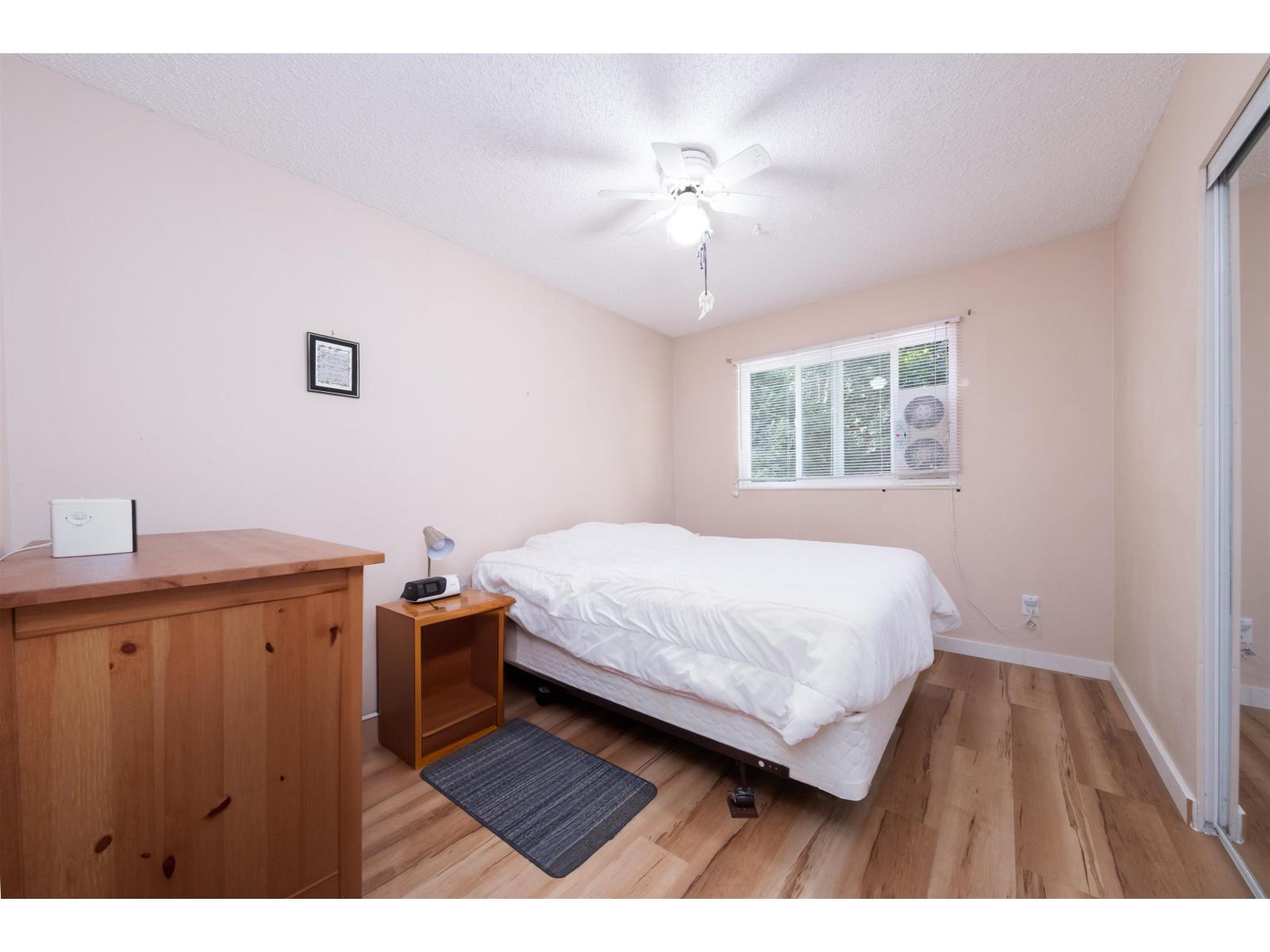 Photo 4 of 11436 Royal Crescent, Surrey BC