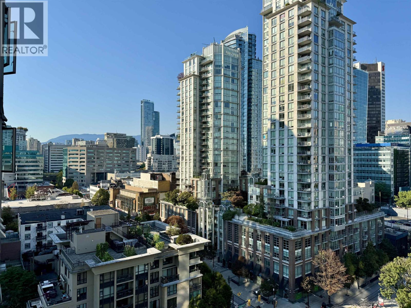 Photo 12 of 1503 928 Richards Street, Vancouver BC