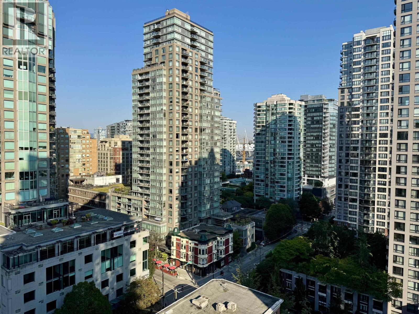 Photo 13 of 1503 928 Richards Street, Vancouver BC