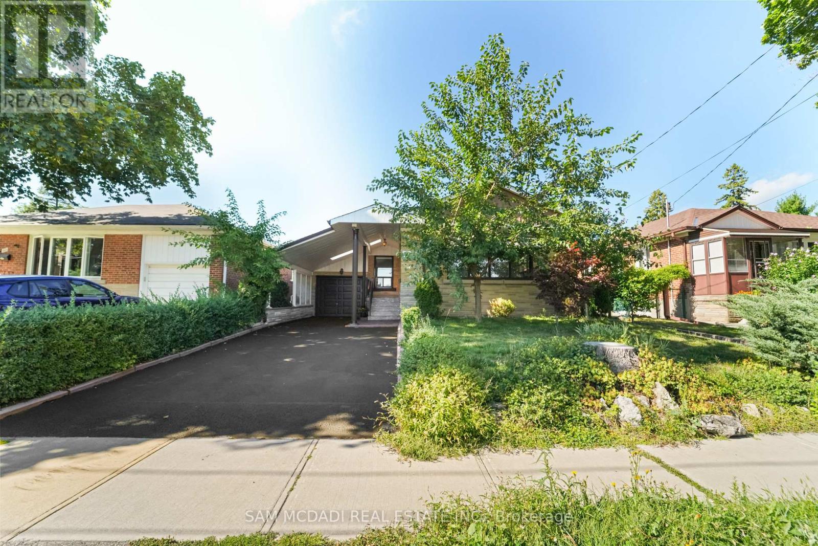 Photo 22 of 60 Greenfield Drive, Toronto ON