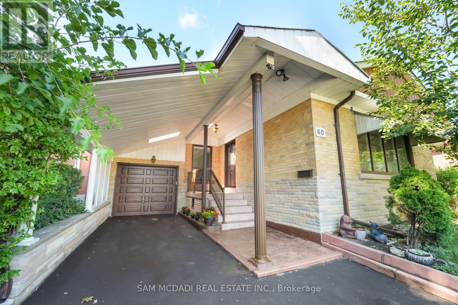 Photo 35 of 60 Greenfield Drive, Toronto ON