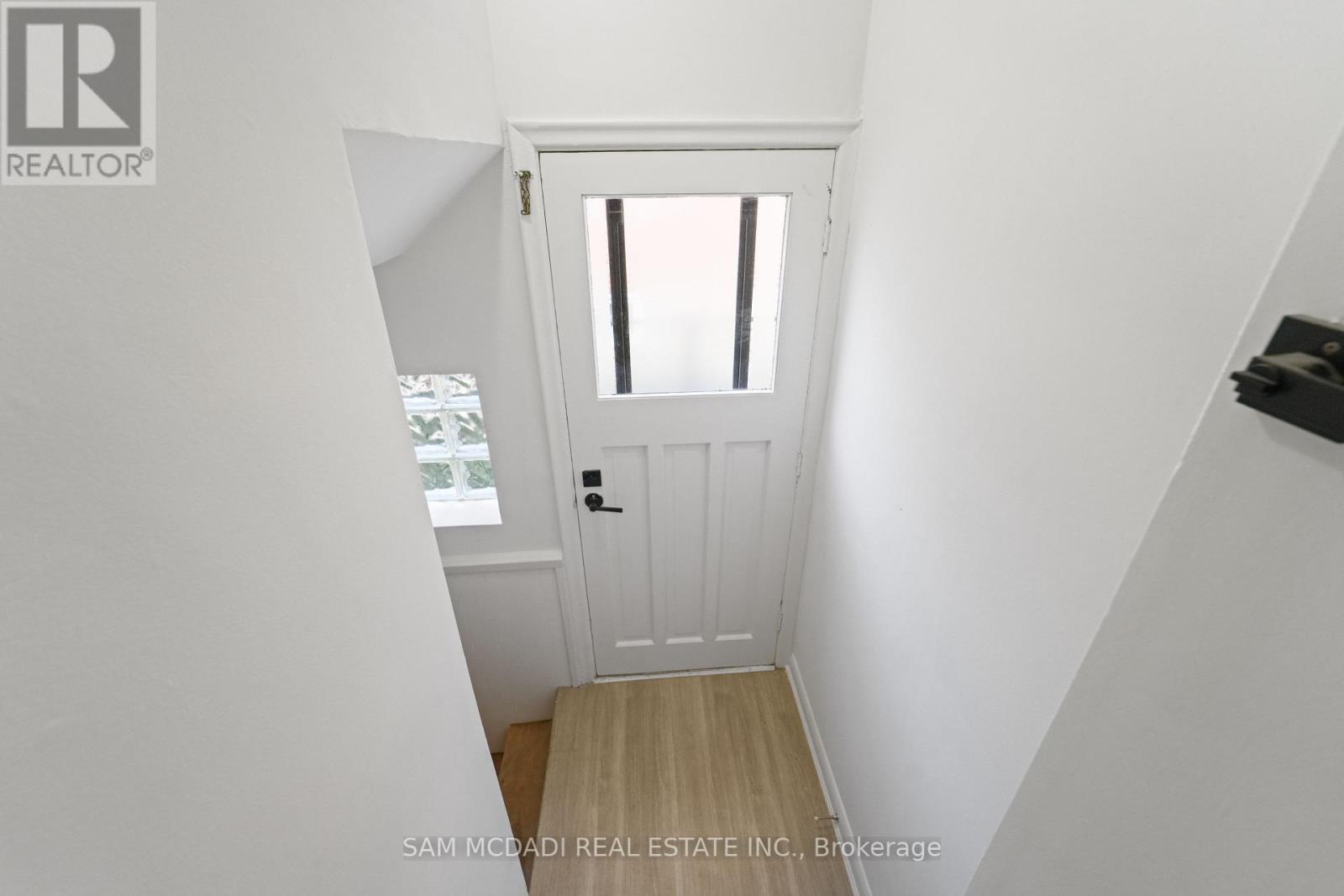 Photo 33 of 60 Greenfield Drive, Toronto ON