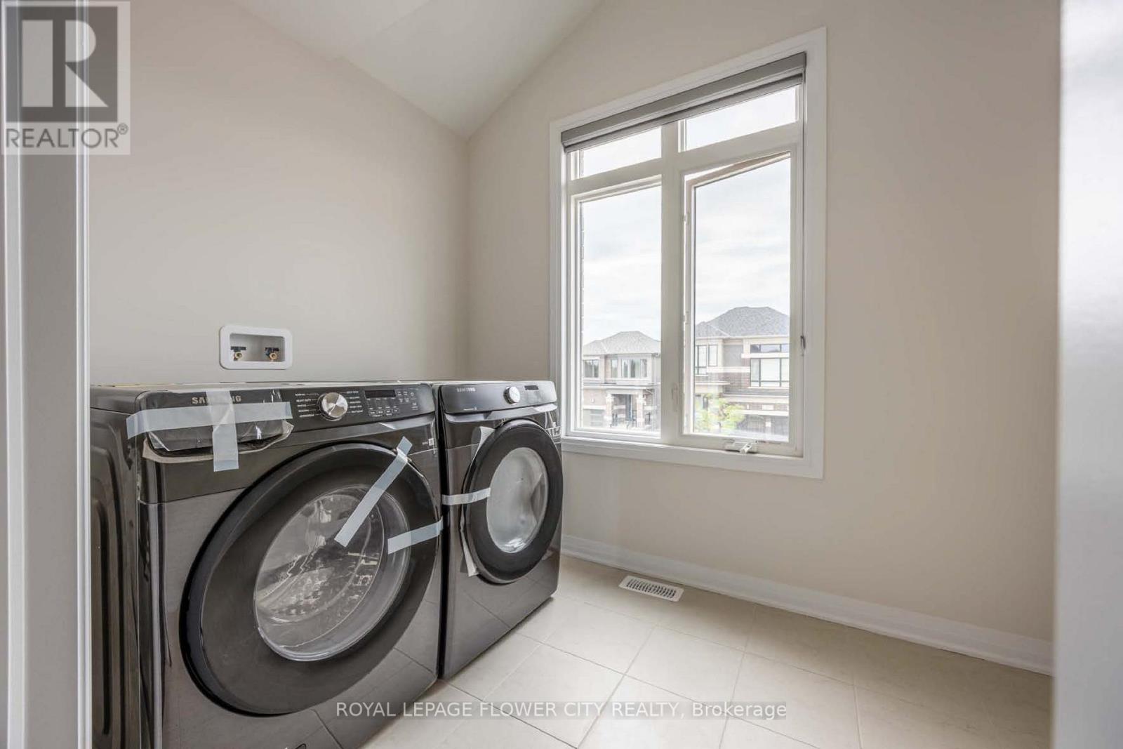 Photo 28 of 29 Tyler Avenue, Erin ON