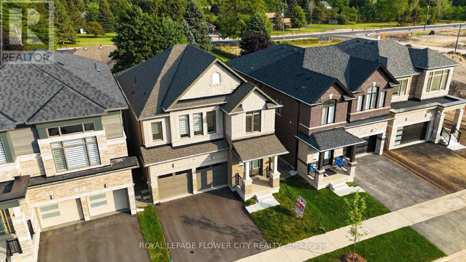 Photo 8 of 29 Tyler Avenue, Erin ON