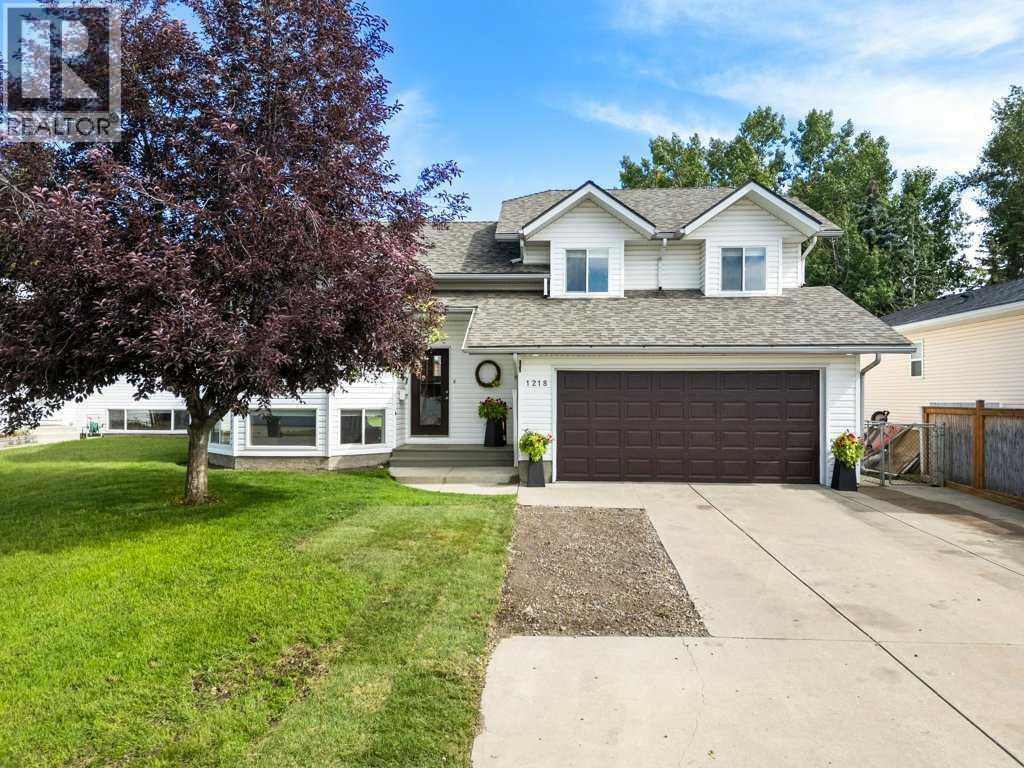 Photo 1 of 1218 Grey Avenue, Crossfield AB