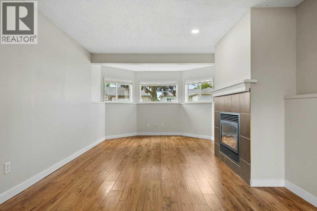 Photo 25 of 1218 Grey Avenue, Crossfield AB