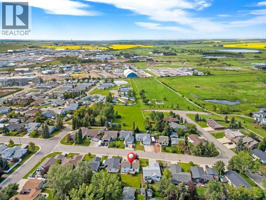 Photo 39 of 1218 Grey Avenue, Crossfield AB