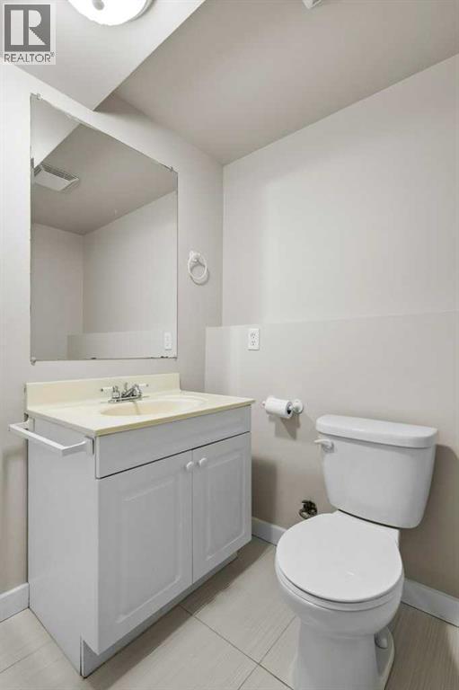 Photo 30 of 1218 Grey Avenue, Crossfield AB