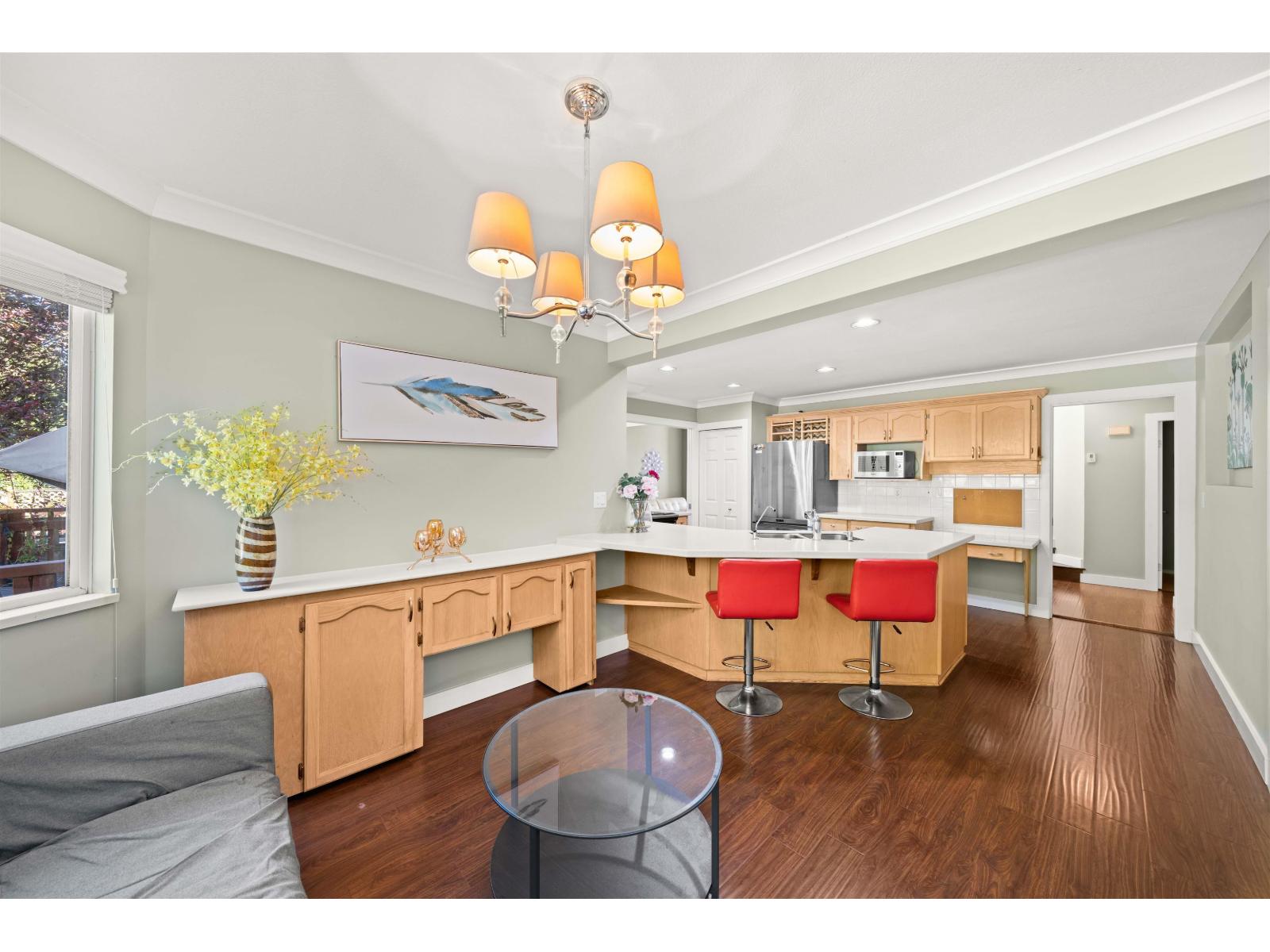 Photo 8 of 21558 86 A Crescent, Langley BC