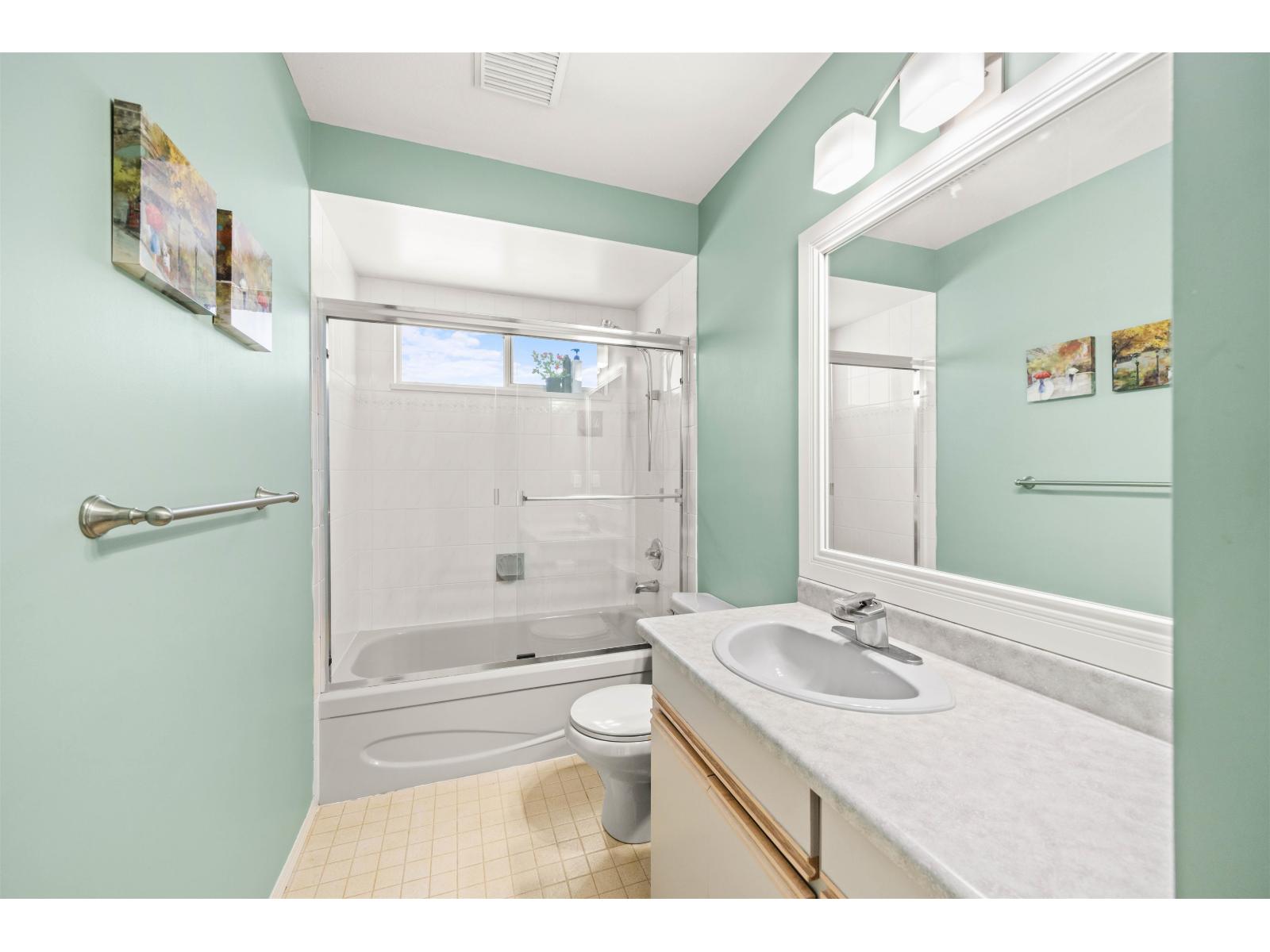 Photo 21 of 21558 86 A Crescent, Langley BC