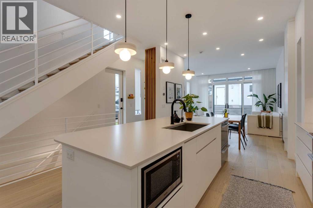 Photo 12 of 701 27 Avenue Nw, Calgary AB