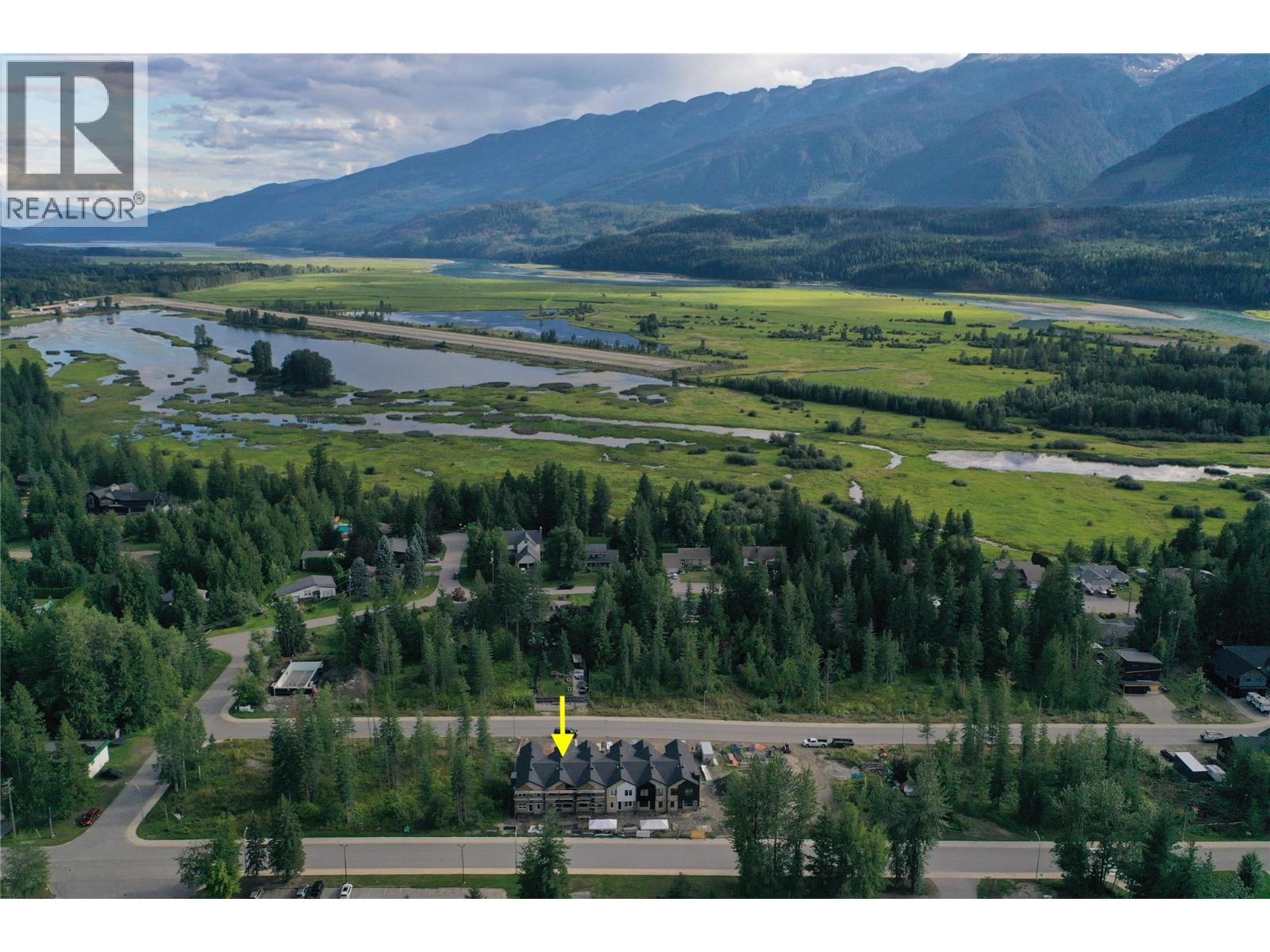 1048 William's Gate Lane, Revelstoke