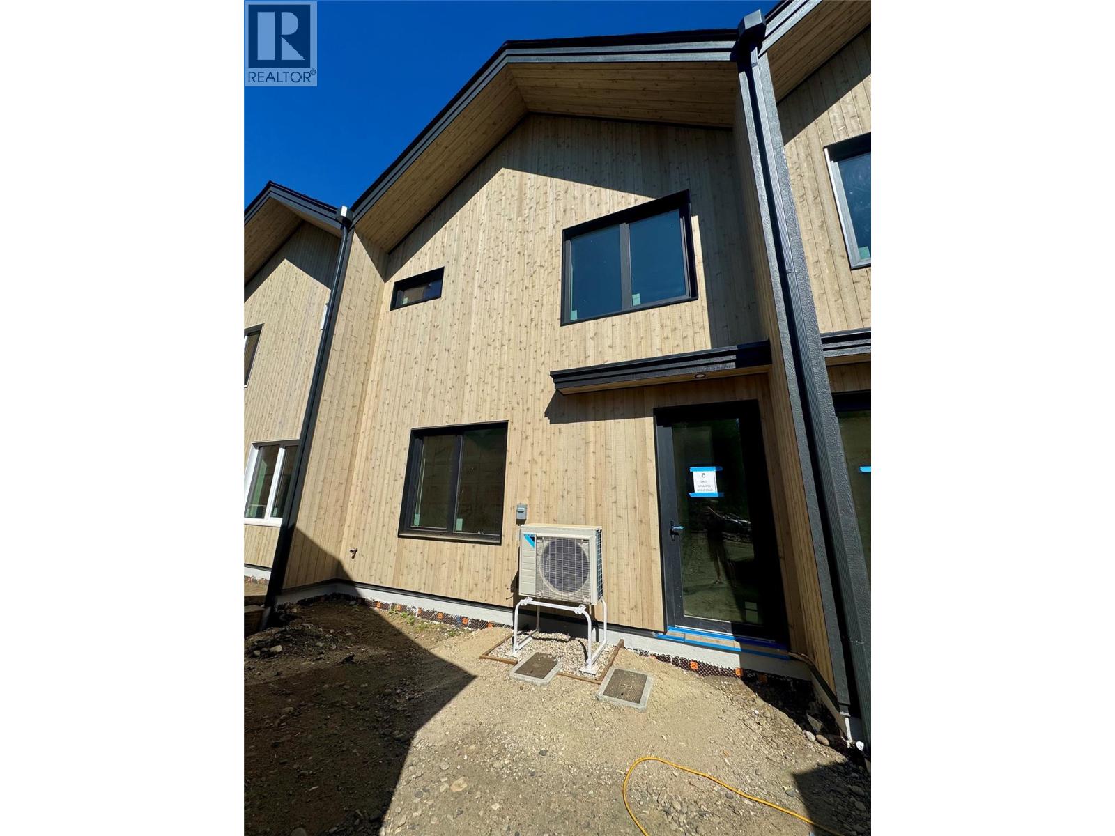 1048 William's Gate Lane, Revelstoke
