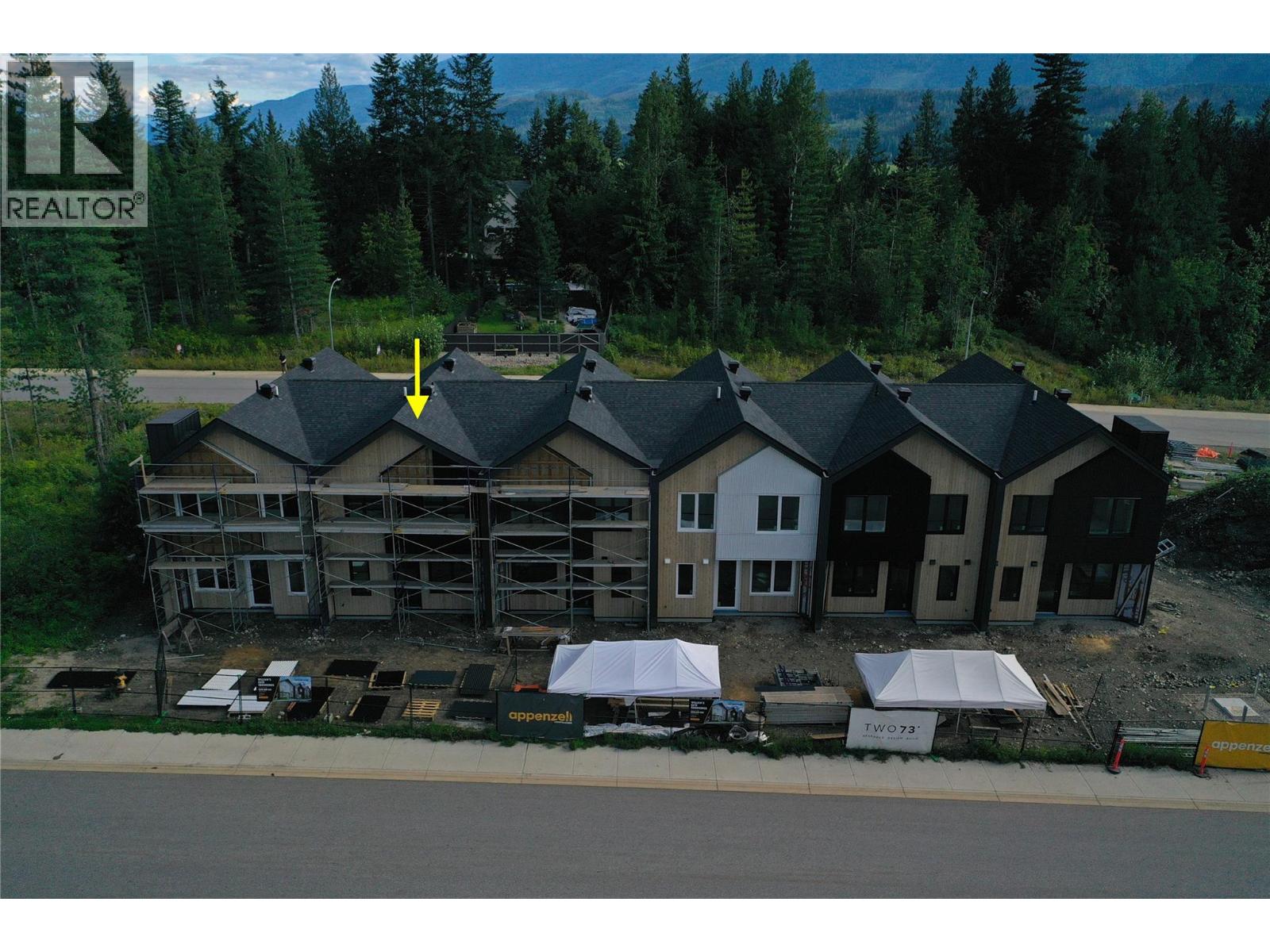 1048 William's Gate Lane, Revelstoke