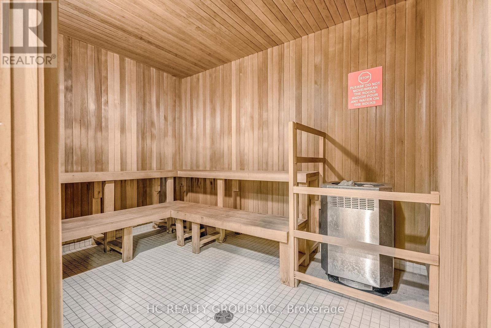 Photo 13 of 322 320 Richmond Street E, Toronto ON