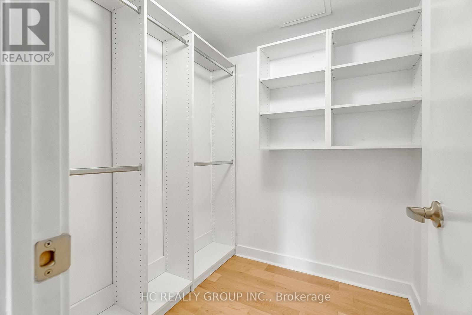 Photo 24 of 322 320 Richmond Street E, Toronto ON