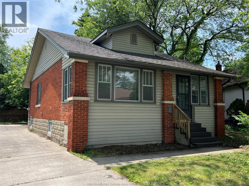 Photo 1 of 2423 Princess Avenue, Windsor ON