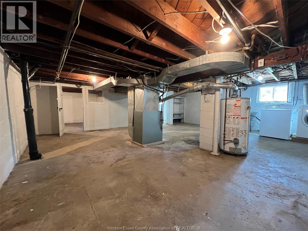 Photo 21 of 2423 Princess Avenue, Windsor ON
