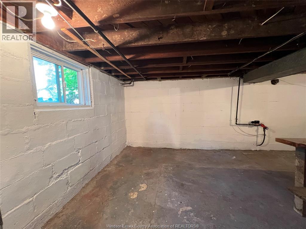 Photo 26 of 2423 Princess Avenue, Windsor ON