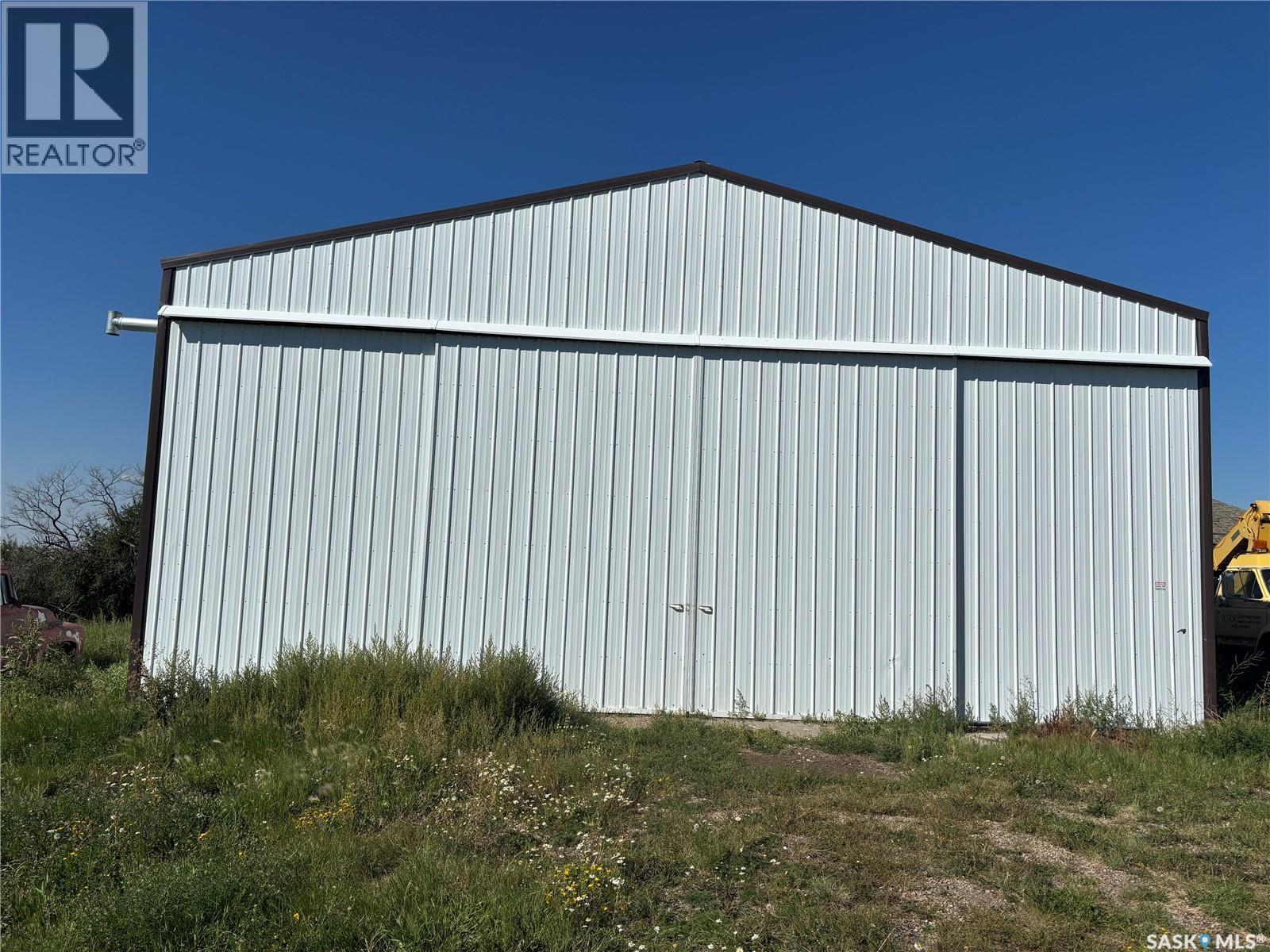 Photo 18 of Barabe Acreage, Swift Current SK