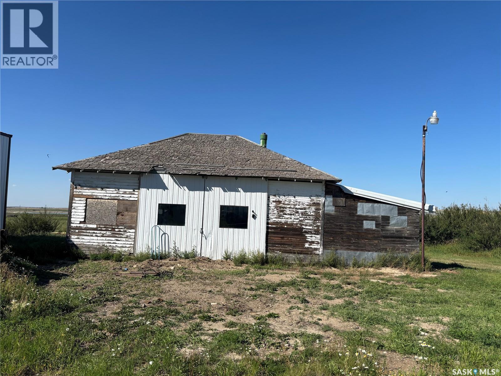 Photo 23 of Barabe Acreage, Swift Current SK
