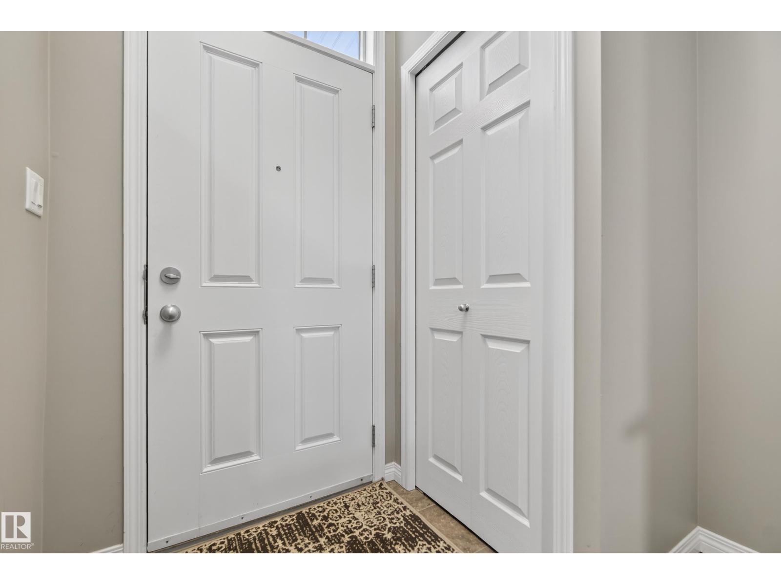 Photo 10 of 2 9151 Shaw Way Sw, Edmonton AB