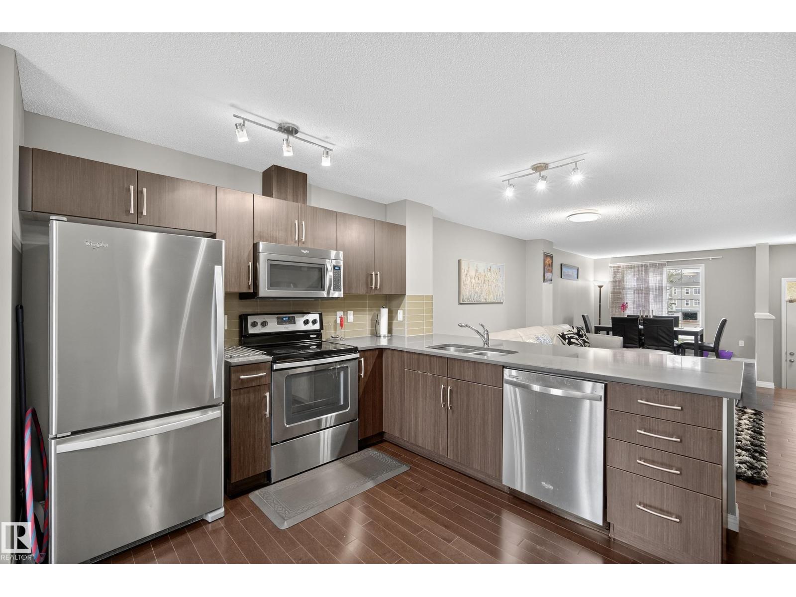 Photo 13 of 2 9151 Shaw Way Sw, Edmonton AB