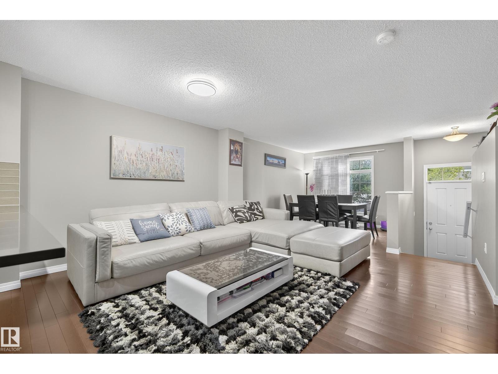 Photo 16 of 2 9151 Shaw Way Sw, Edmonton AB