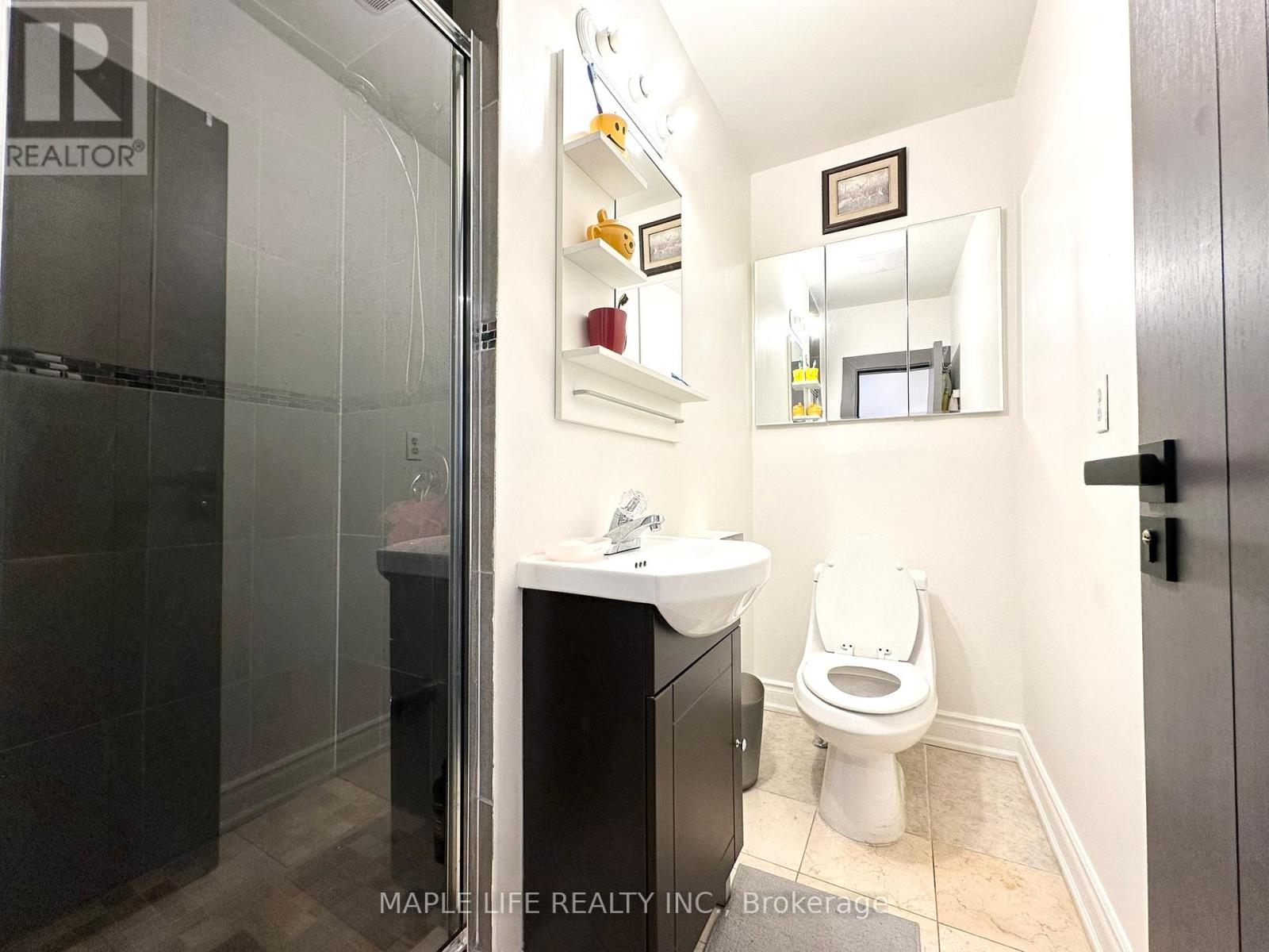 Photo 13 of 92 Rameau Drive, Toronto ON