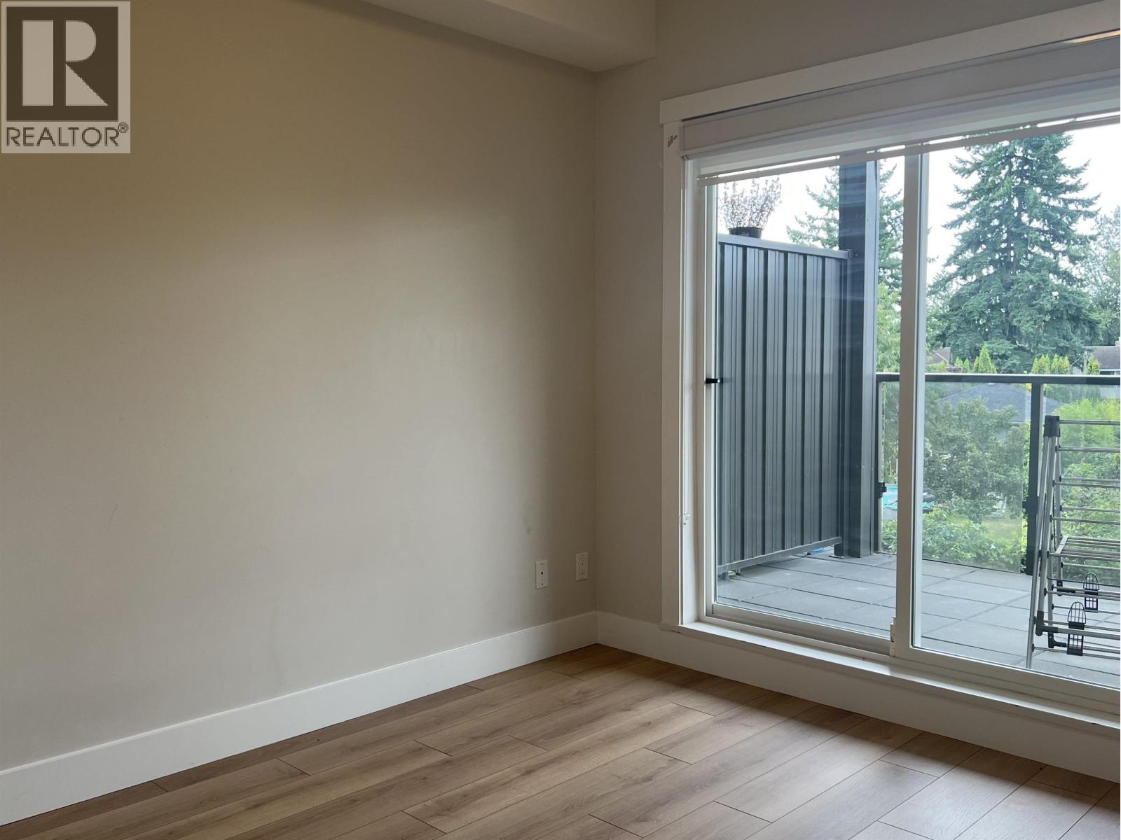 Photo 10 of 205 5288 Beresford Street, Burnaby BC