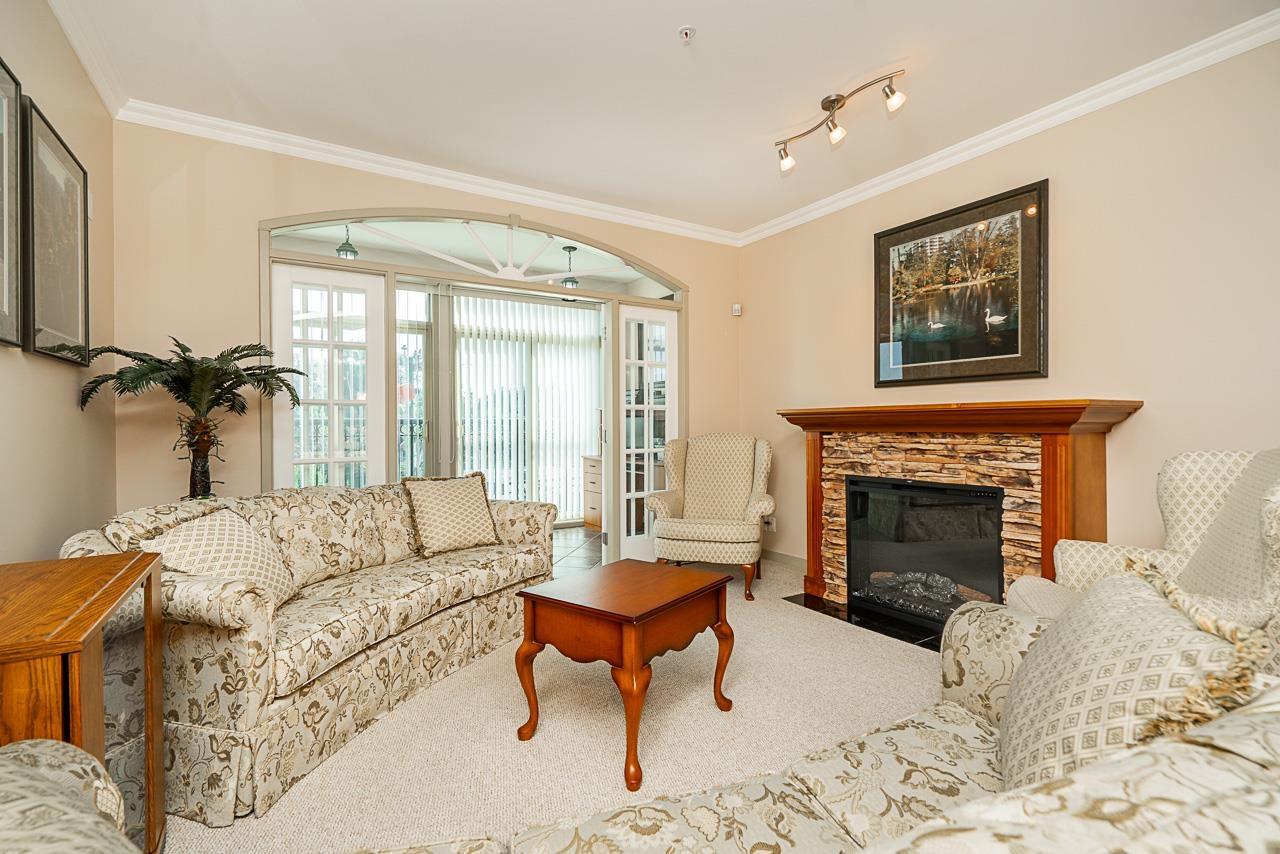 Photo 8 of 311 33485 South Fraser Way, Abbotsford BC