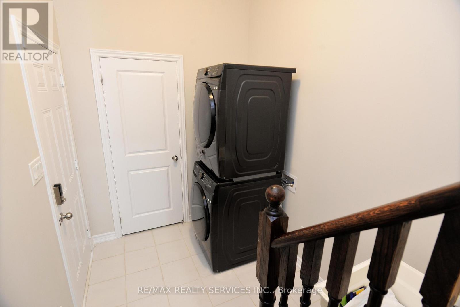 Photo 22 of 24 Bachelor Street, Brampton ON