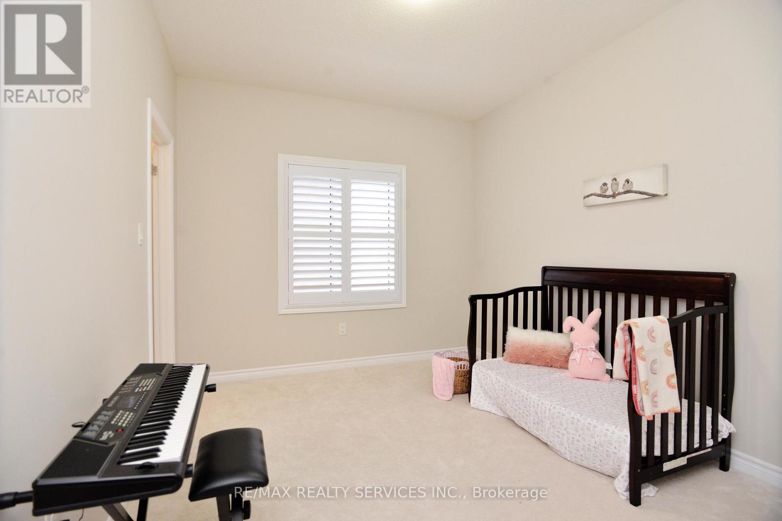 Photo 43 of 24 Bachelor Street, Brampton ON