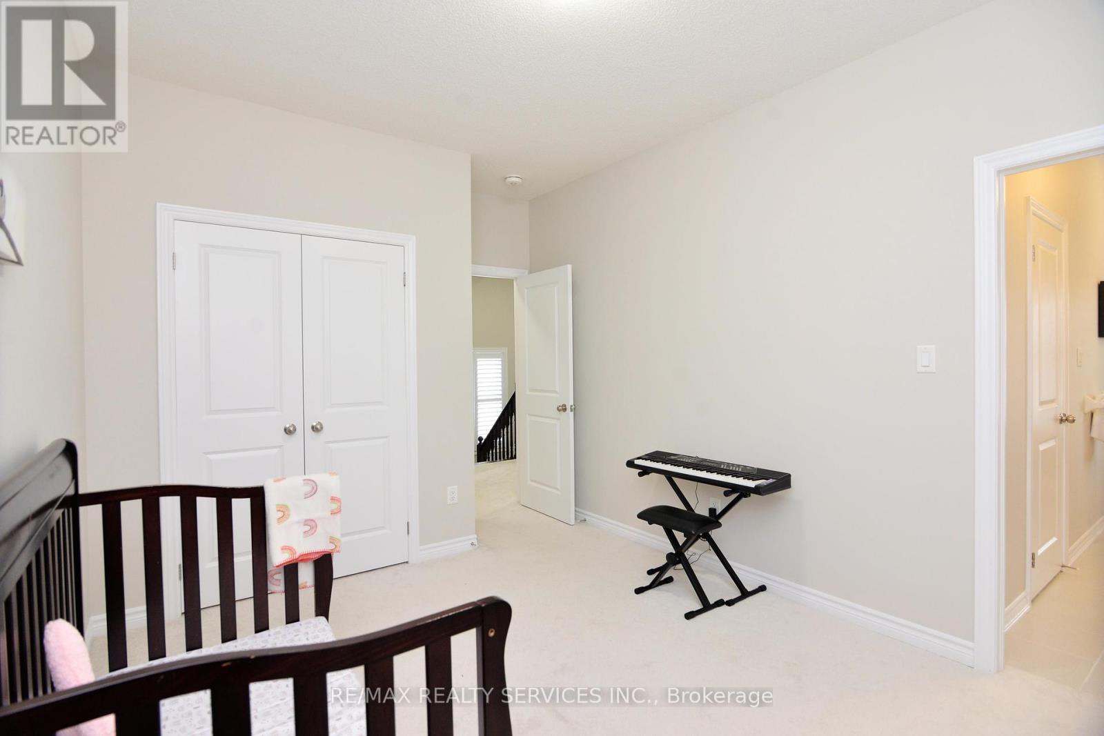 Photo 44 of 24 Bachelor Street, Brampton ON