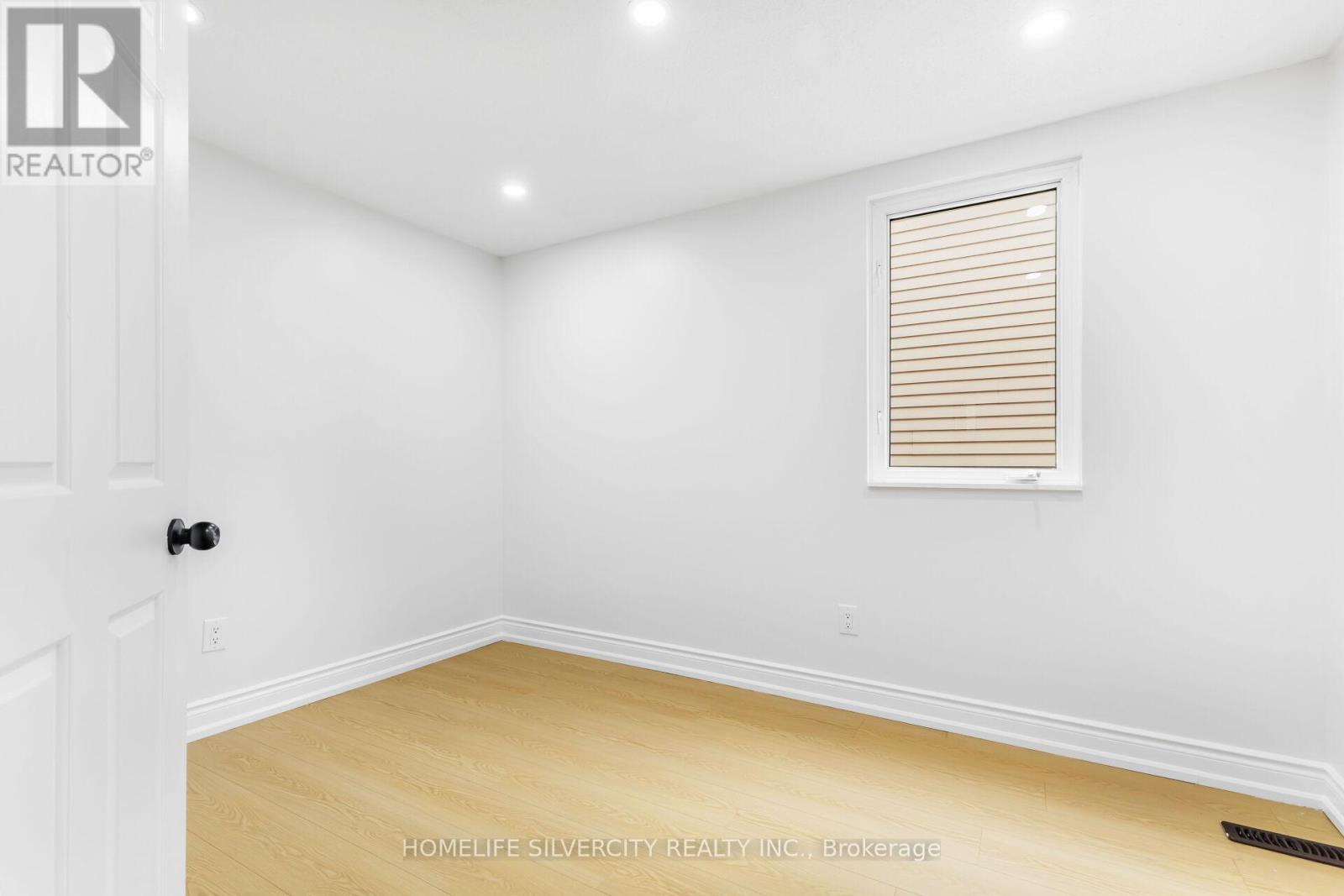 Photo 33 of 26 Cresswell Drive, Brampton ON