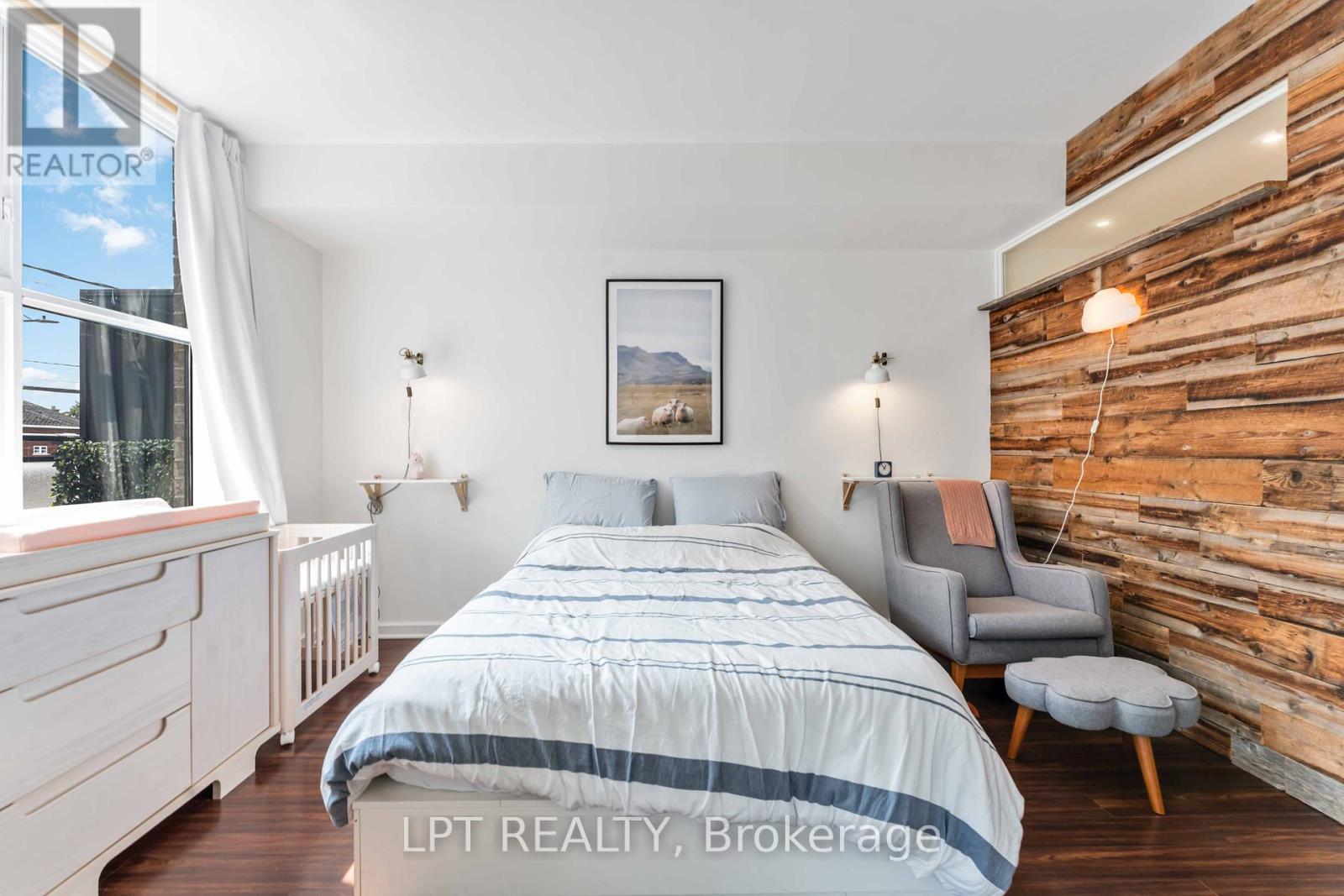 Photo 11 of 206 150 Caroline Avenue, Ottawa ON