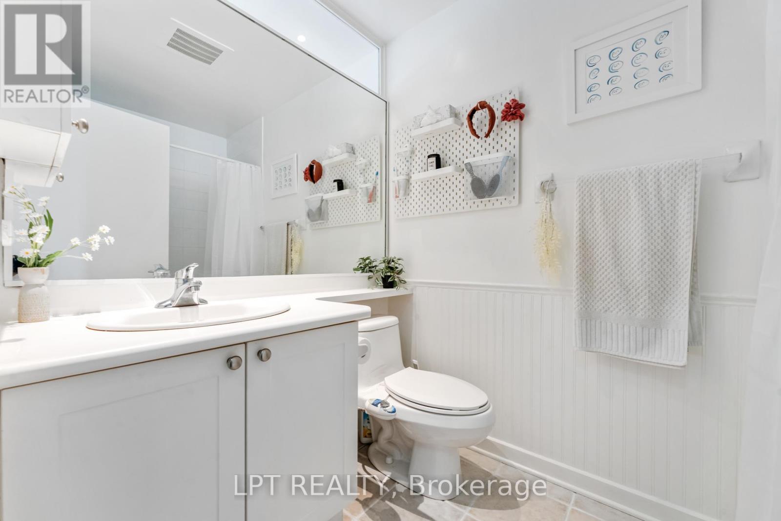 Photo 26 of 206 150 Caroline Avenue, Ottawa ON