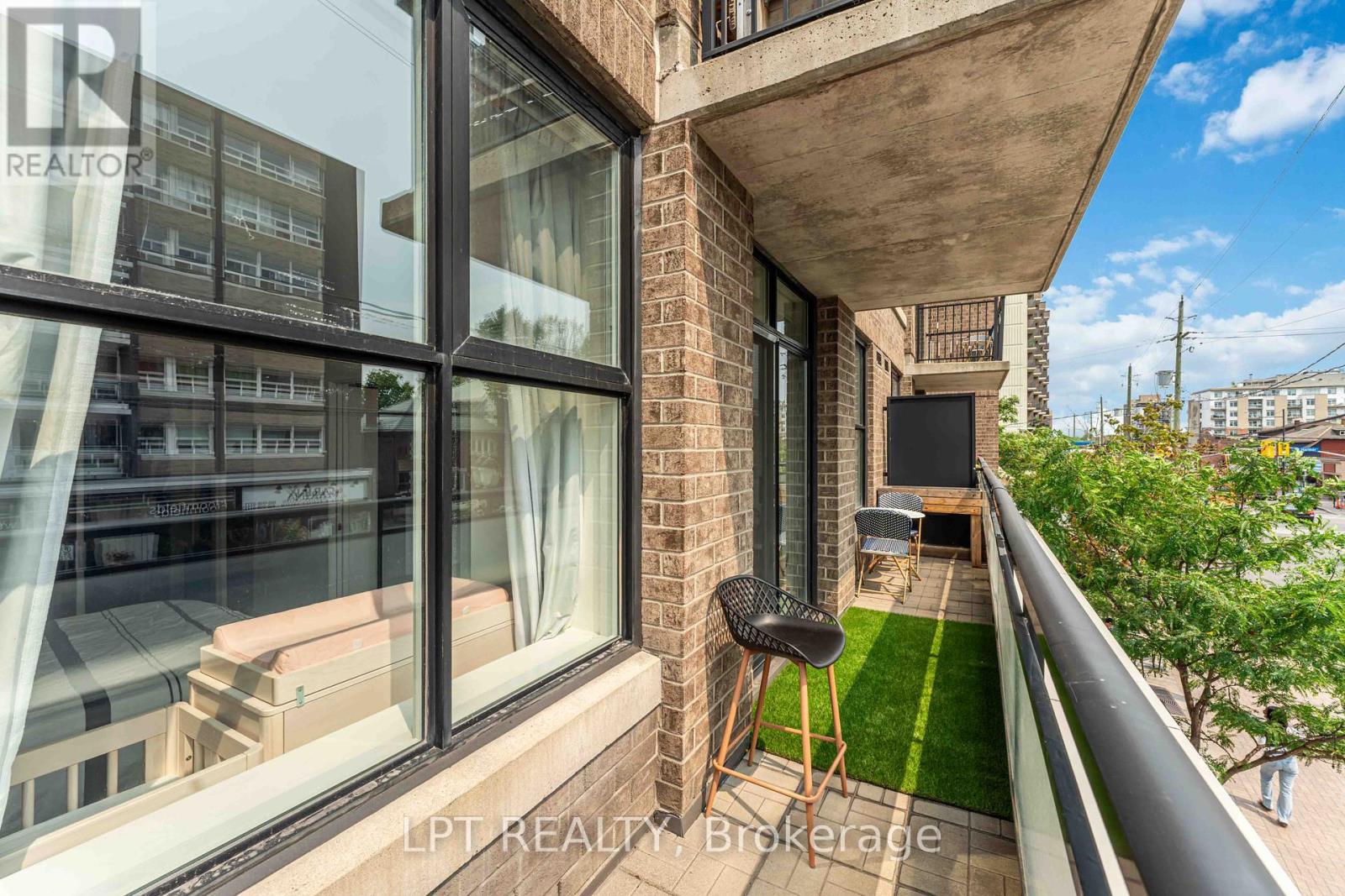 Photo 39 of 206 150 Caroline Avenue, Ottawa ON