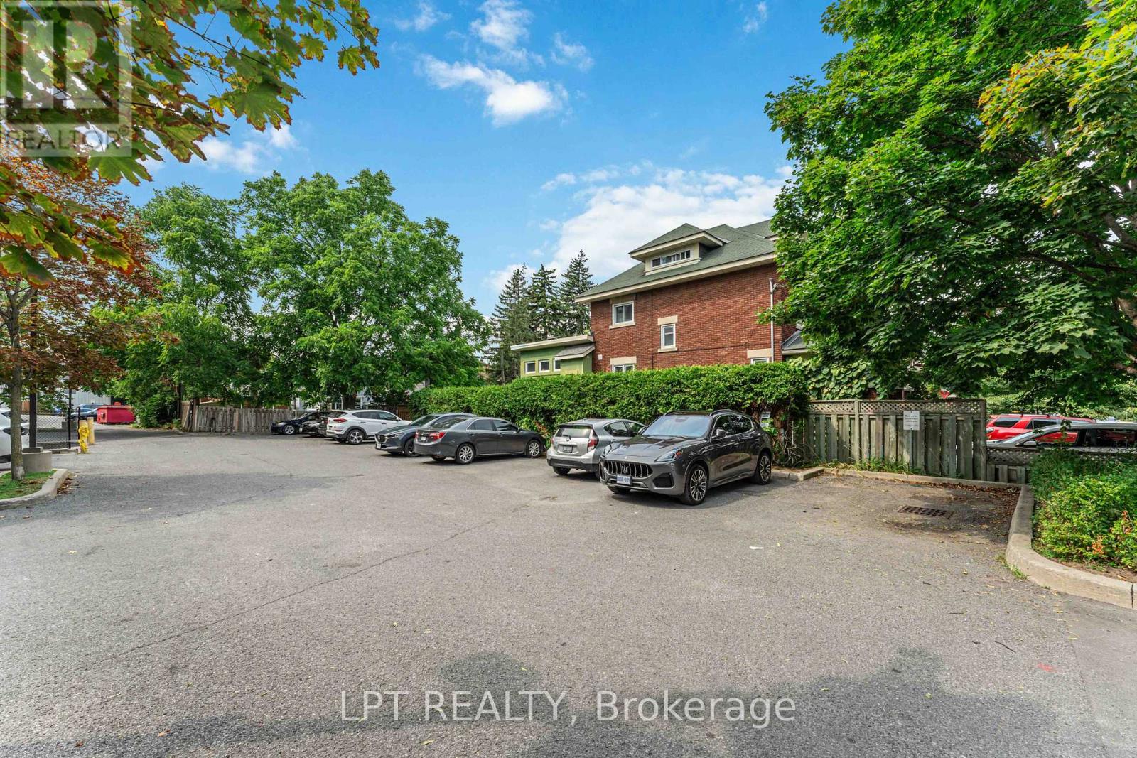Photo 38 of 206 150 Caroline Avenue, Ottawa ON
