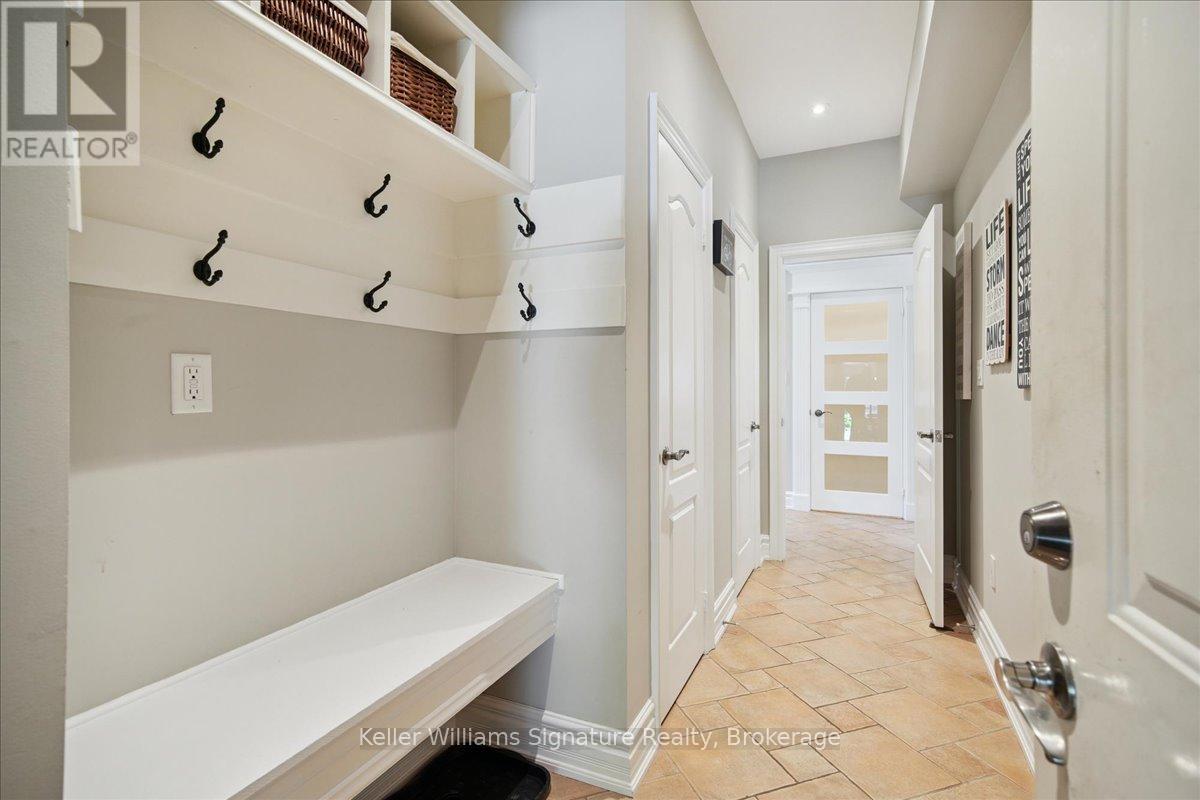 Photo 8 of 15896 Mount Pleasant Road, Caledon ON