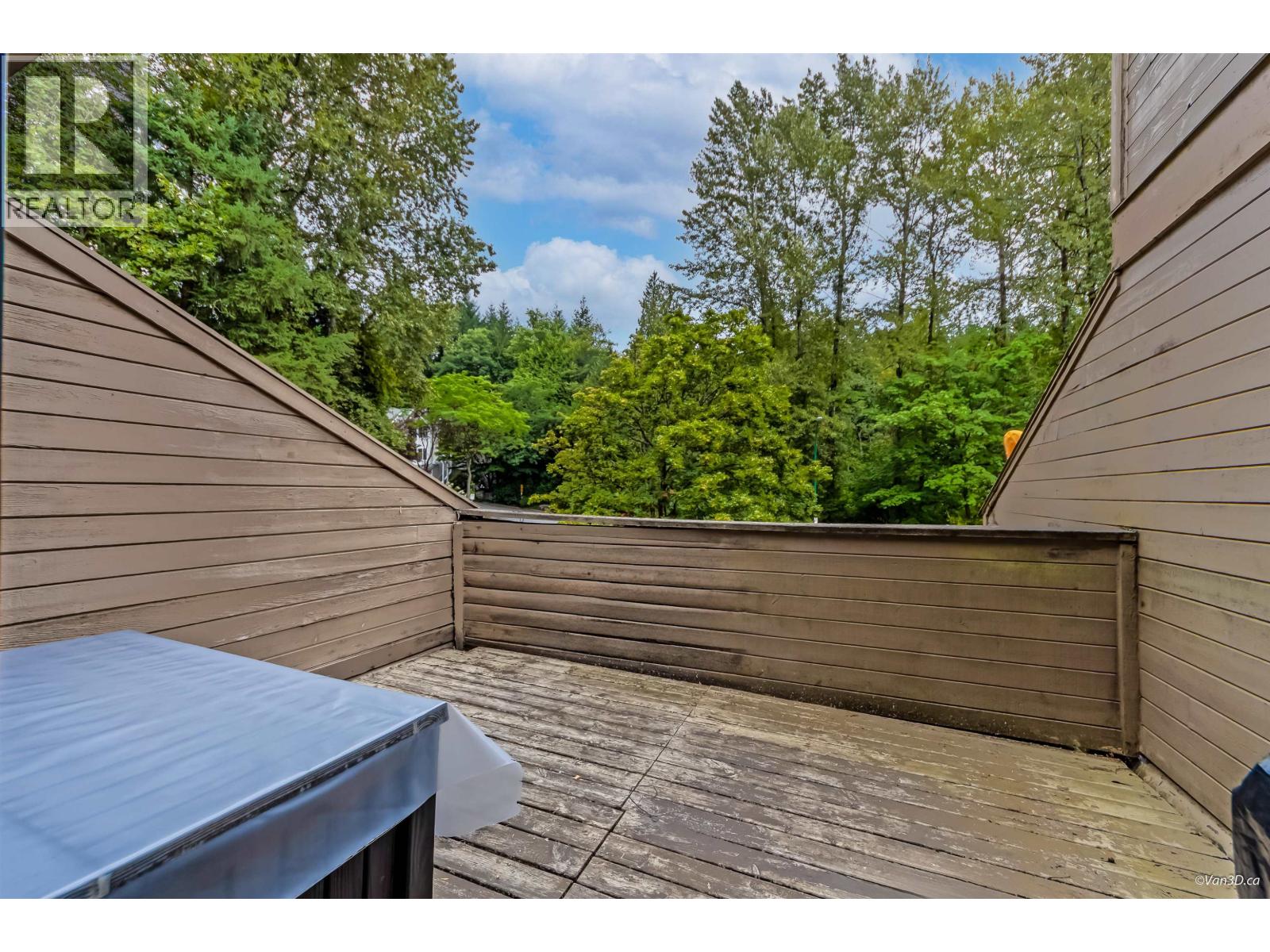 Photo 15 of 204 9133 Capella Drive, Burnaby BC